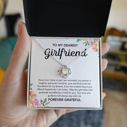 To My Girlfriend - Love Knot Necklace - Flowers